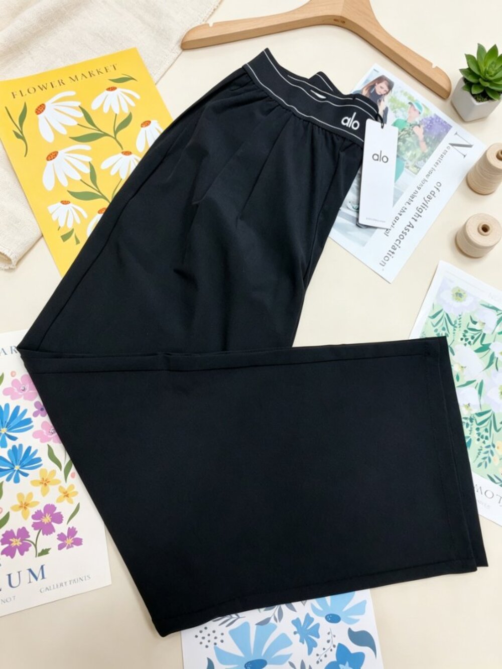 Brand NewšALO Yoga Suit Up Trouser Black Wide LegšRegular 30" Inseam - Picture 7 of 11